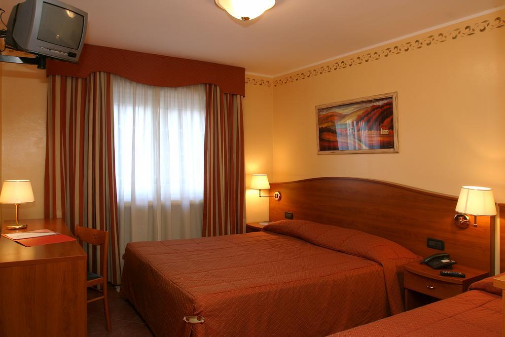 Hotel Relais Des Alpes Oulx 외부 사진