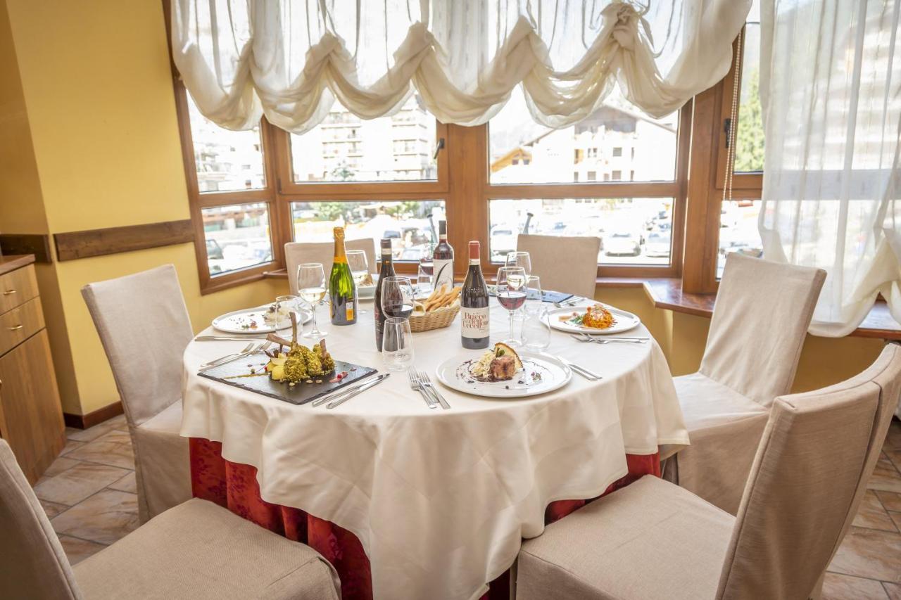 Hotel Relais Des Alpes Oulx 외부 사진